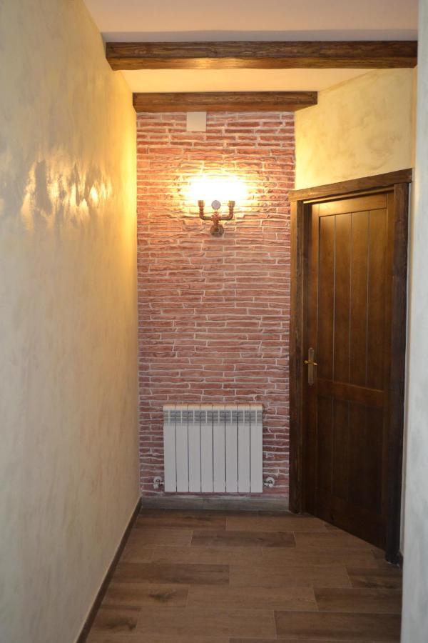 El Capricho De Los Carrascos Juarros de Voltoya ภายนอก รูปภาพ