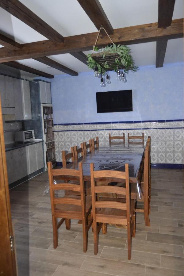El Capricho De Los Carrascos Juarros de Voltoya ภายนอก รูปภาพ